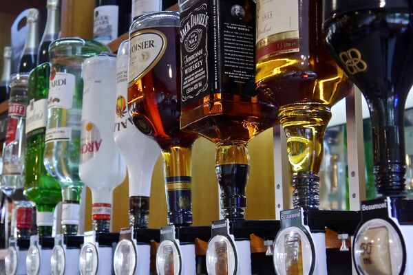 #caption-175 Fully licensed bar
